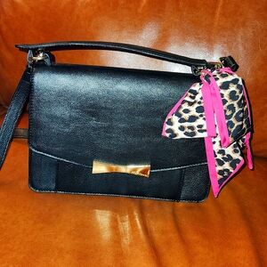 Betsey Johnson crossbody purse